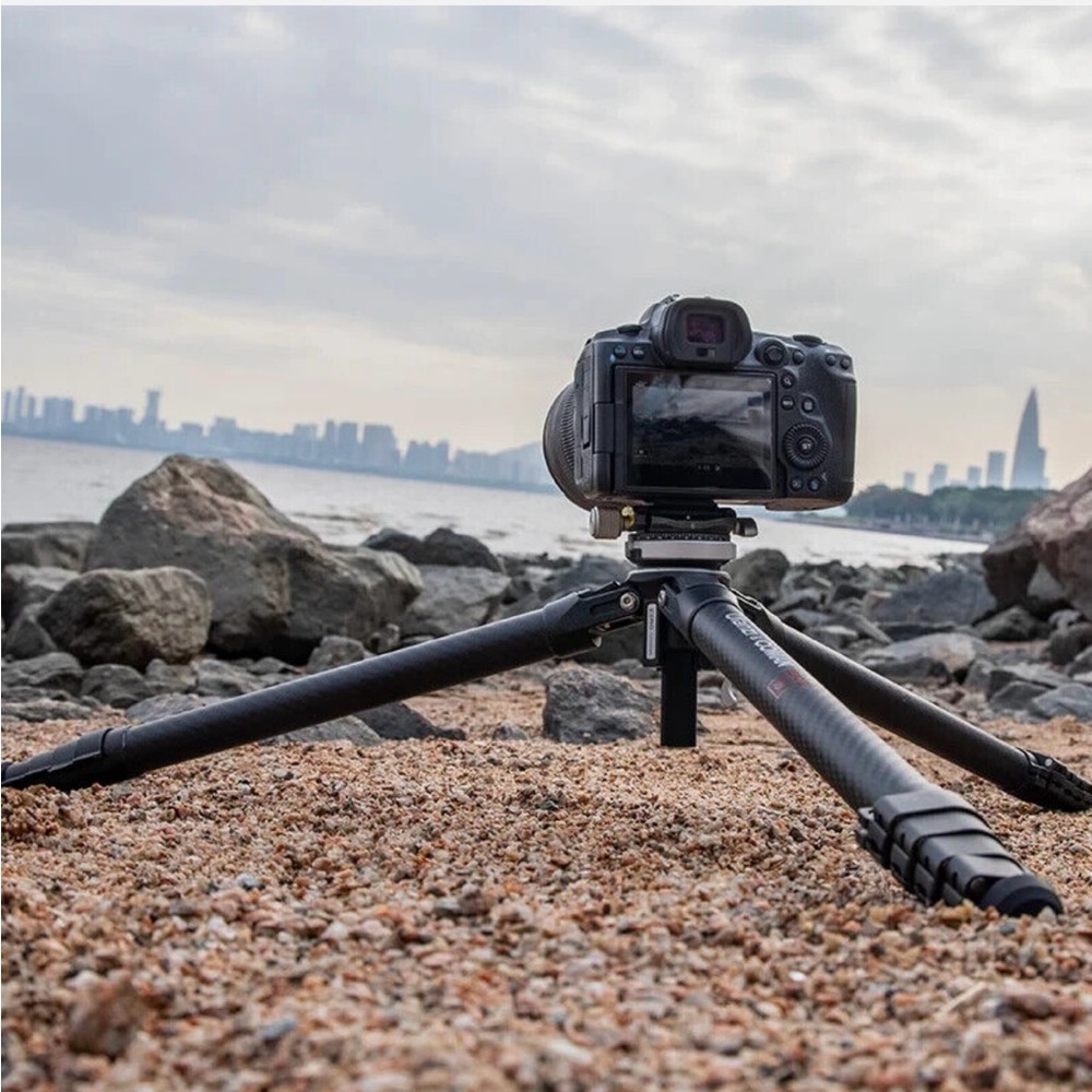 Ulanzi Zero Y Carbon Fiber Lightweight Travel Tripod Panoramic Ball Head